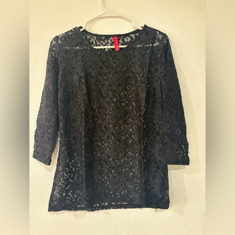 Ruby Ribbon Chantilly Lace Top Black Size Small NWT